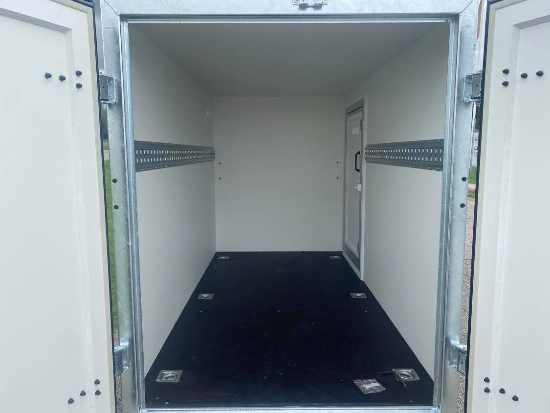 TF 250-1300 cargo m/døre og sidedør
